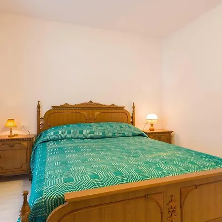 Appartement Costanzi: Comfy Below The Cucco *